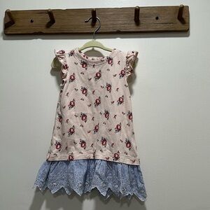 Baby Gap Girls Floral and Seersucker Ruffle Preppy Dress size 18 - 24 months